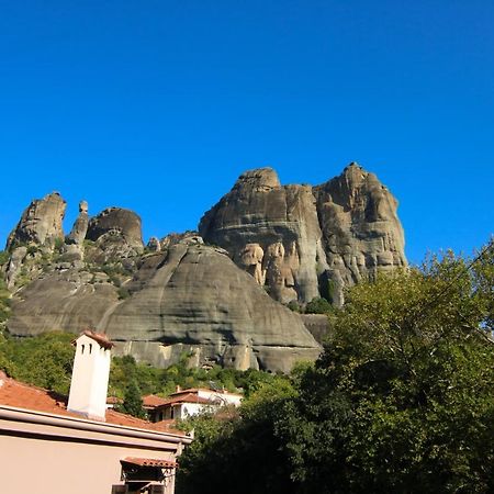 칼람파카 The House Under The Rocks Of Meteora 2 아파트 외부 사진