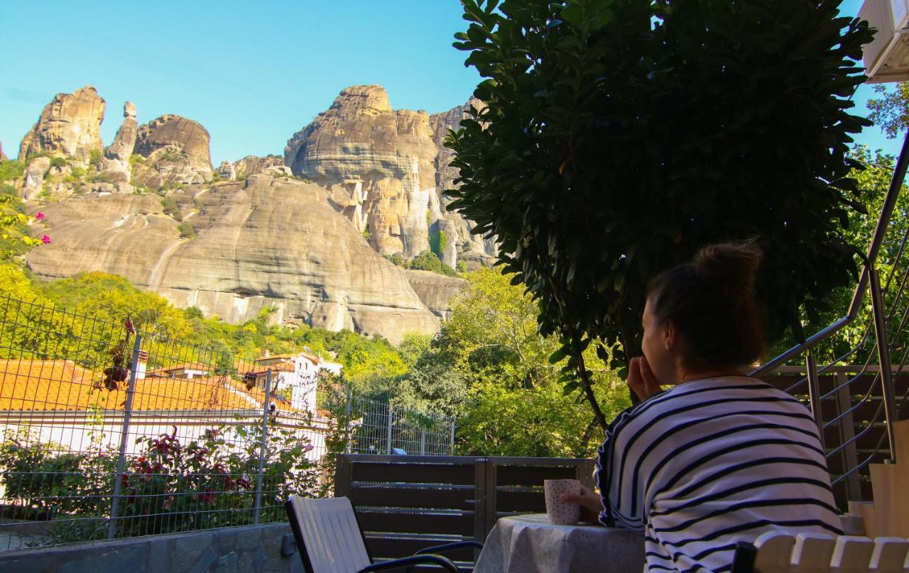 칼람파카 The House Under The Rocks Of Meteora 2 아파트 외부 사진