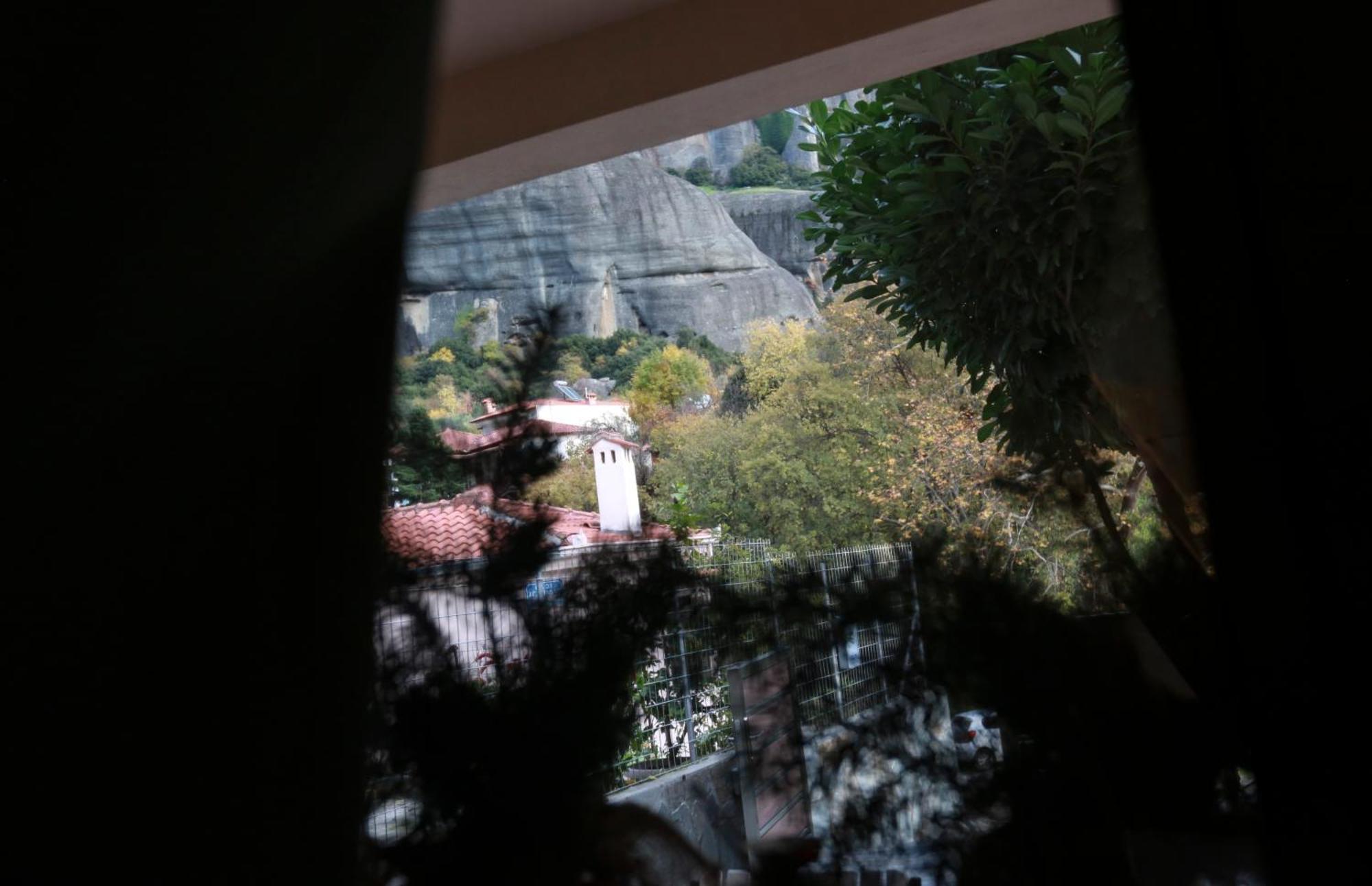 칼람파카 The House Under The Rocks Of Meteora 2 아파트 외부 사진